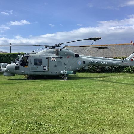 Haelarcher Helicopter Glamping Helston Eksteriør bilde
