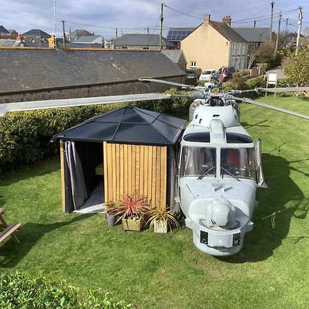 Haelarcher Helicopter Glamping Helston Eksteriør bilde